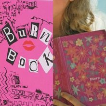 ESPECIAL: Páginas bajo el foco: Los libros que solo existen sobre el escenario