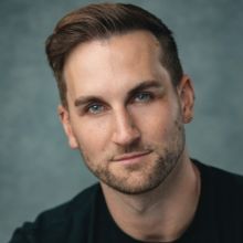 Interview: MOULIN ROUGE!'s Dance Captain Jason-Leigh Winter on Wage Disparity, Union 