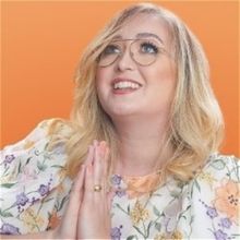 EDINBURGH 2023: Review: ANGELA BEEVERS: HOW TO WRITE A EULOGY THAT KILLS, Gilded Ball