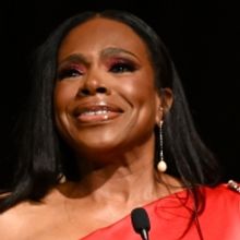 Sheryl Lee Ralph Honored at The Elizabeth Taylor Ball to End AIDS