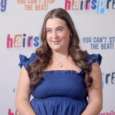 Video: The Touring Cast of HAIRSPRAY Describes the Musical in One Word