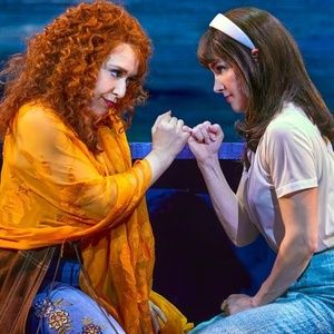 Meet the Cast of BEACHES, Now Playing on Broadway!