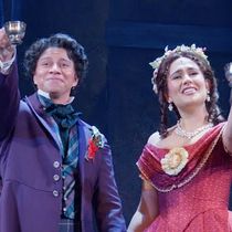 Video: Milwaukee Rep 50th Anniversary Production of A CHRISTMAS CAROL