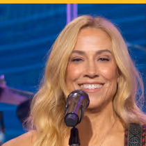Sheryl Crow Debuts New Single 'Freedom Bus' Live On GMA