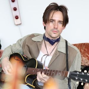 Reeve Carney to Launch Broadway Dallas' CLUB 909 Series