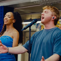 Video: TWO STRANGERS Stars Perform in the Times Square Subway Station