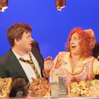 BWW Review: BILLIONAIRE BOY, Richmond Theatre