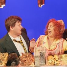 BWW Review: BILLIONAIRE BOY, Richmond Theatre