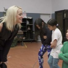 VIDEO: The Guthrie's A CHRISTMAS CAROL Releases Teaser Featuring Choreographer Regina
