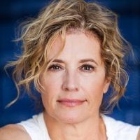 Nancy Travis and Charles Shaughnessy Star in WAKE UP CALL Live Online from Skylight…