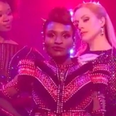 VIDEO: SIX Cast Performs 'Get Down' on LATE NIGHT WITH SETH MEYERS