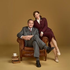 Maggie Siff to Join Hugh Bonneville in SHADOWLANDS at Aldwych Theatre