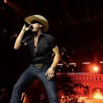 Photos: Jon Pardi's GAMBLIN' MAN TOUR 2026 Draws Capacity Crowds