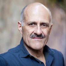 Con Paolo Triestino E La Regia Di Carlo Emilio Lerici Serata Unica Lunedì 13 Novembr