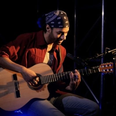 Video: Jordan Dobson Performs 'Santa Cruz' from NIGHT SIDE SONGS at A.R.T.