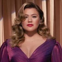 Kelly Clarkson Announces 'When Christmas Comes Around...' Holiday Album
