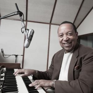 Photos: Vel Lewis & Marion Meadows Release SMOOVEE Single Video