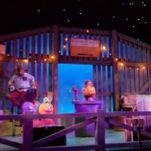 VIDEO: First Look At SPOOKLEY THE SQUARE PUMPKIN At Stages Theatre Company