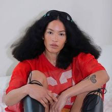 METTE Shares New Single 'BET'