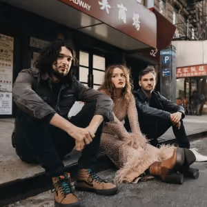 Velvet Rouge Releases 'I Don't Know Why' Single With Video Feat. Playhouse West…