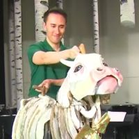 VIDEO: Kennedy Kanagawa Talks Scene-Stealing Milky White in INTO THE WOODS on CBS…