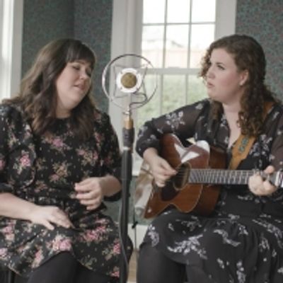The Secret Sisters Debut New Acoustic Video for 'Cabin'