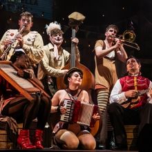 Review: OH WHAT A LOVELY WAR, Southwark Playhouse