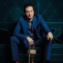 Interview: Jazz Performer Brian Newman Will Make You Feel Good at Café Carlyle