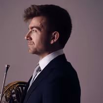 Ben Goldscheider to Release Mozart Horn Concertos with MÜNCHENER KAMMERORCHESTER