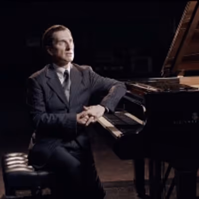 Interview: Hershey Felder of GEORGE GERSHWIN ALONE at Mountain View Center For The Performing Arts Reprises the Role that First Brought Him International Acclaim