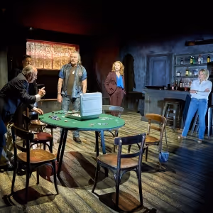 Review: HOUSE OF GAMES, Hampstead Theatre
