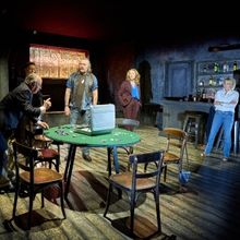 Review: HOUSE OF GAMES, Hampstead Theatre