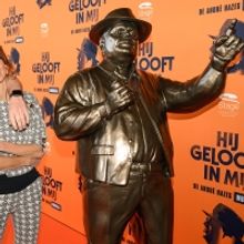 BWW Feature: STANDBEELD ANDRE HAZES ONTHULD TIJDENS PREMIÈRE HIJ GELOOFT IN MIJ!