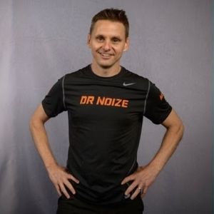 Doctor Noize and Justin Roberts Release New Song 'I'm Listening'