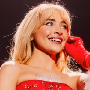 Sabrina Carpenter Says MEAN GIRLS' Early Closing 'Humbled' Her