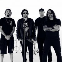 Insanidade's New Music Video Showcases Best of Live Action Rock Performance