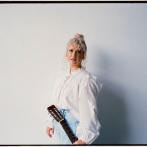 Stephanie Lambring Releases 'Good Mother' From New Album 'Hypocrite'
