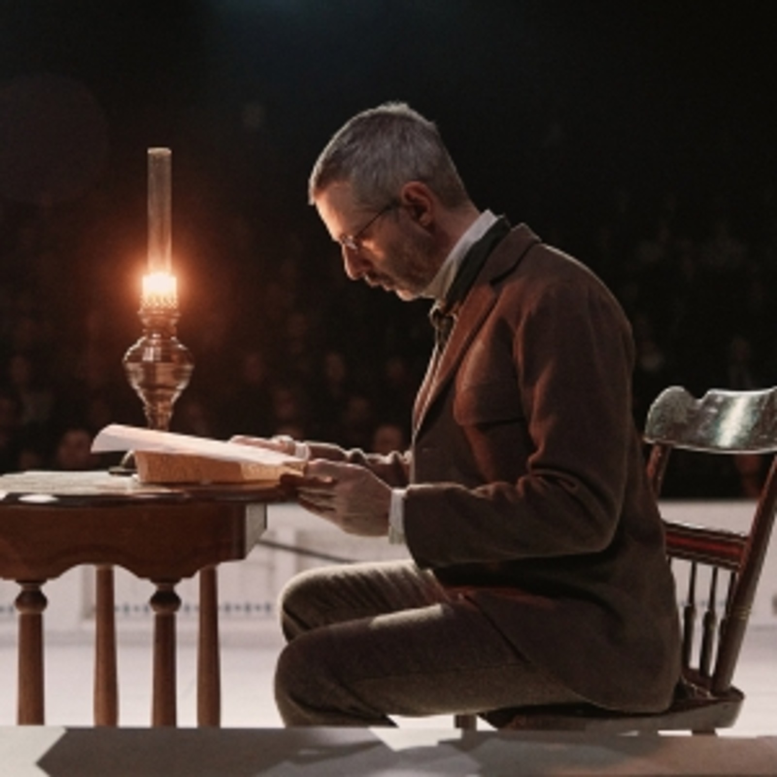 AN ENEMY OF THE PEOPLE Starring Jeremy Strong Extends One Week on Broadway