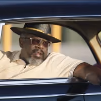 VIDEO: Cedric the Entertainment Talks About His Worst Gig EVER on THE KELLY CLARKSON… Video