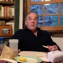 VIDEO: Mandy Patinkin and Wife Kathryn Grody Take a Pop Culture Quiz; Dabbing, TikTok