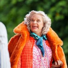 Review: THE IMPORTANCE OF BEING EARNEST, Bard in the Botanics