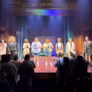 Video: GINGER TWINSIES Cast Takes First Bows