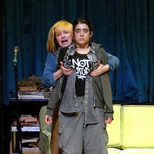 Review: EL PESO DE LAS HORMIGAS at Teatro Juan Ruiz De Alarcón