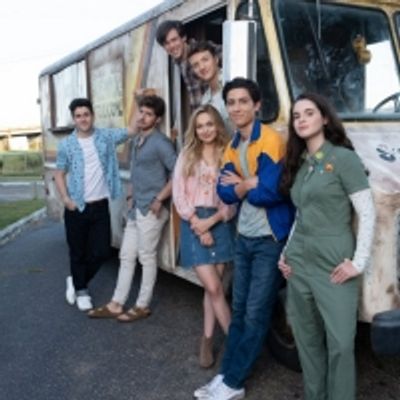 David Henrie Makes Directorial Debut With THIS IS THE YEAR