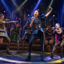 Hot Tickets of the Week: SIX, HEATHERS & More