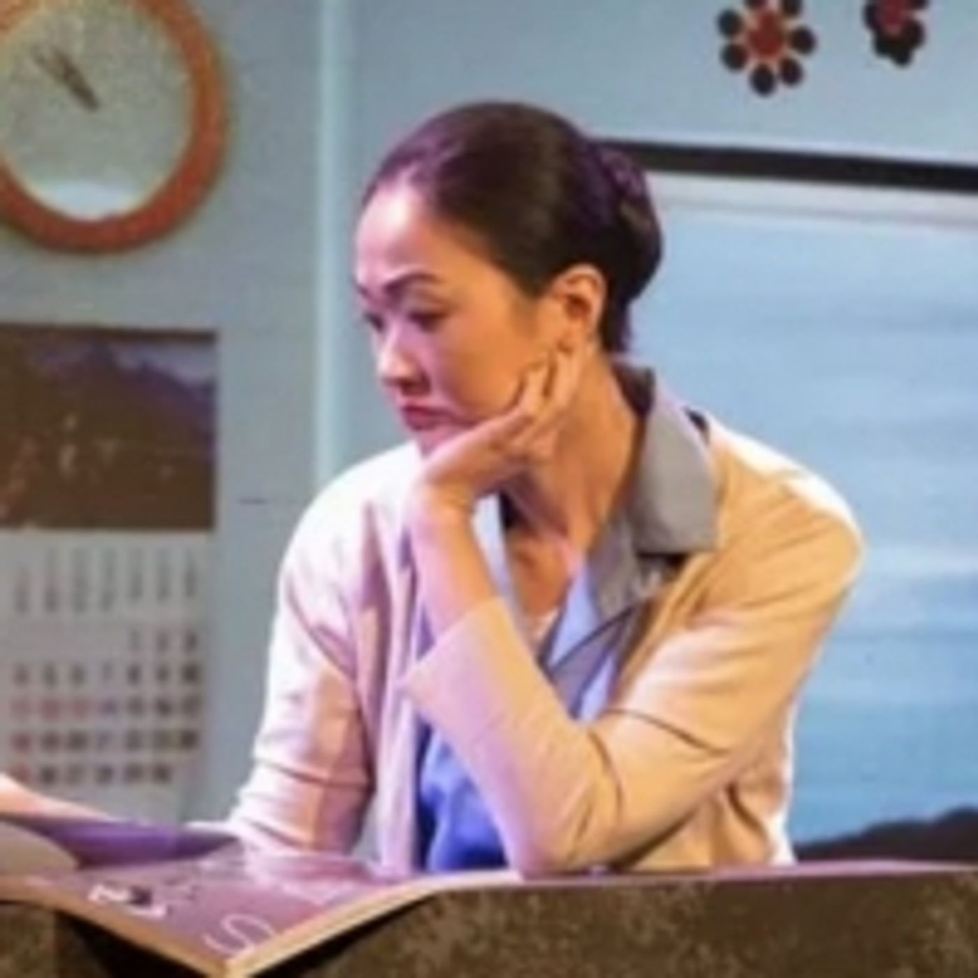 Wake Up With BWW 4/2: Theatre Companies Revoke LASA Membership After Asian Artist is Misidentified, and More  Image