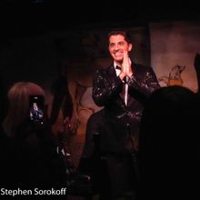 Photos: Anthony Nunziata Makes Cafe Carlyle Debut