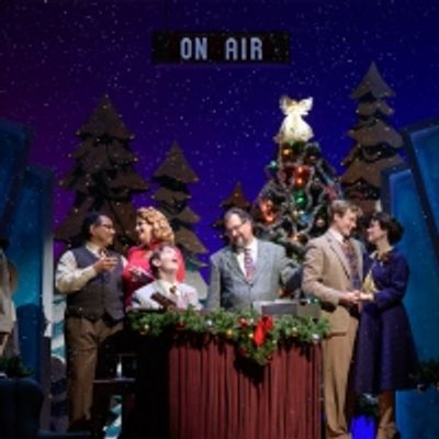 BWW Review: IT'S A WONDERFUL LIFE: A LIVE RADIO PLAY at Virginia Repertory Theatre