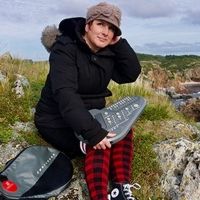 Award-Winning Short Film, Rozalind MacPhail Releases “Never Let Go” Music Video