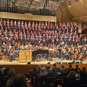 Review: ALL WE NEED IS LOVE: SAN FRANCISCO GAY MEN'S CHORUS & SF SYMPHONY at Davies…